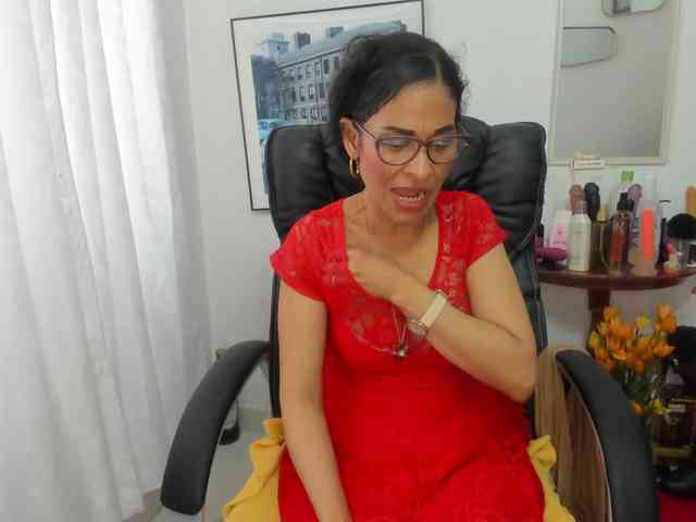 Aries-Mature webcam