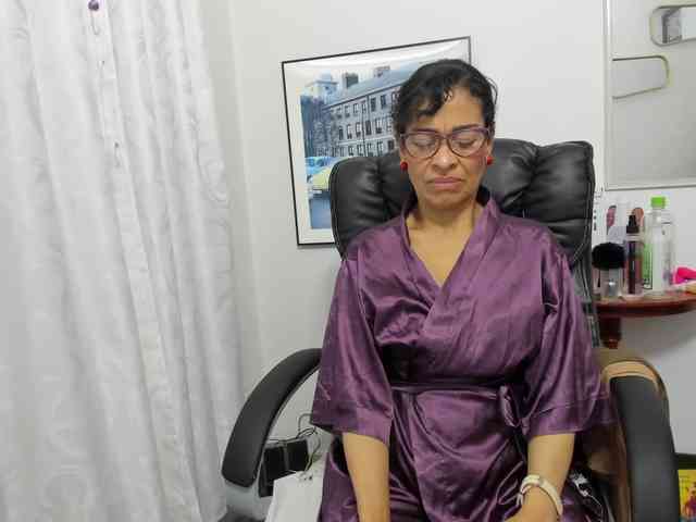 Aries-Mature webcam