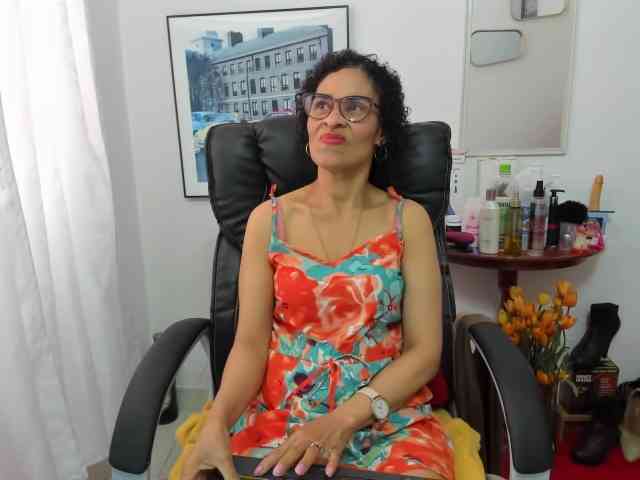 Aries-Mature webcam