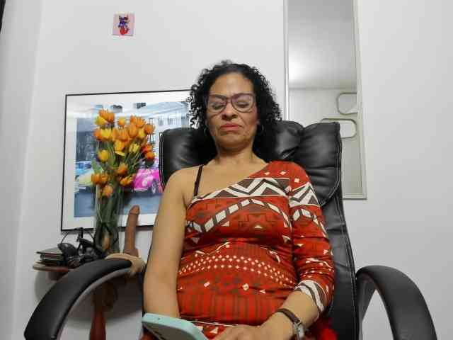 Aries-Mature webcam