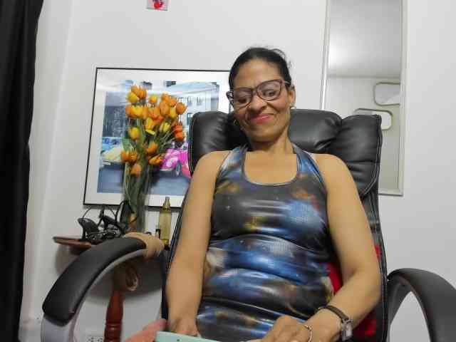 Aries-Mature webcam