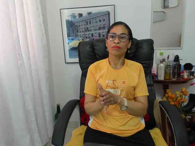 Aries-Mature webcam