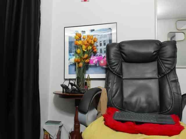 Aries-Mature webcam