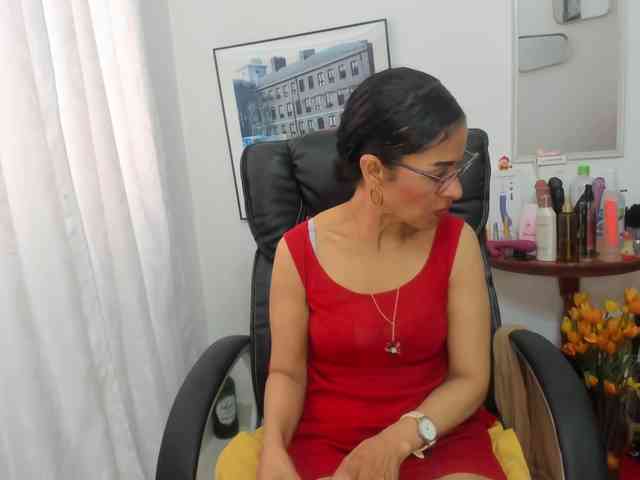 Aries-Mature webcam