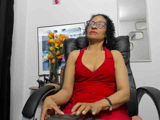 Aries-Mature webcam