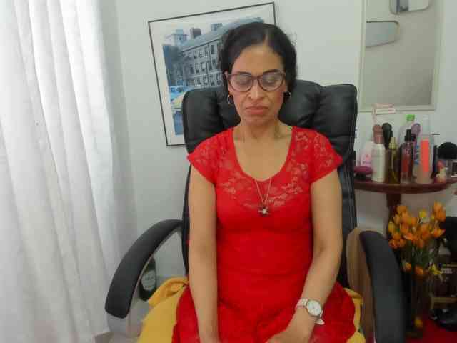 Aries-Mature webcam
