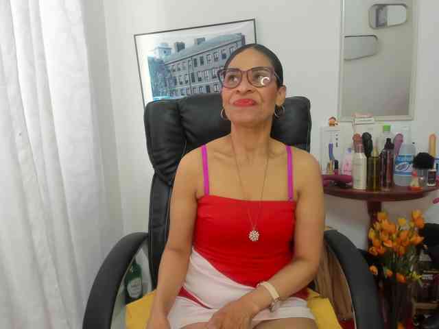 Aries-Mature webcam