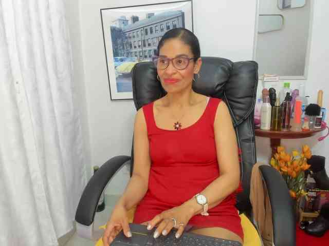 Aries-Mature webcam