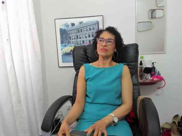 Aries-Mature webcam