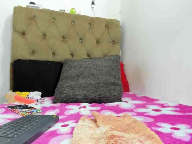 Aries-Mature webcam