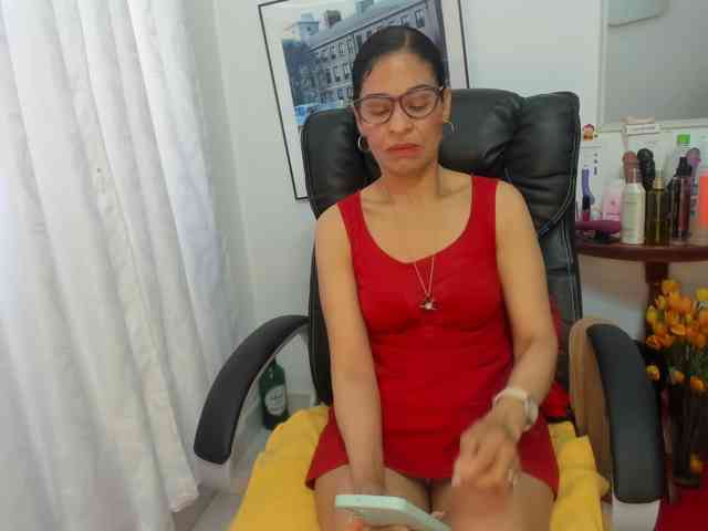 Aries-Mature webcam
