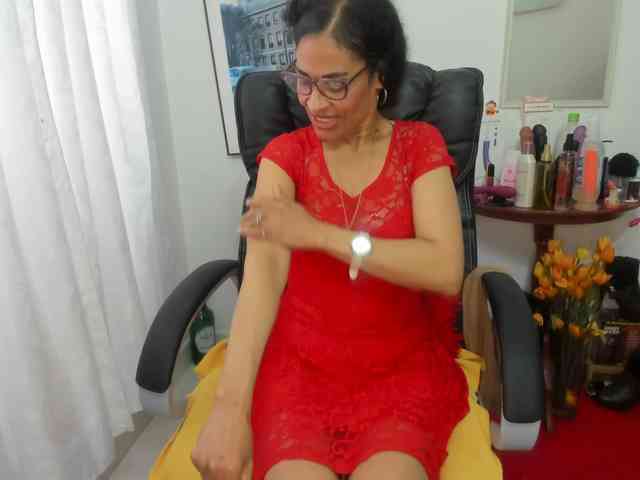 Aries-Mature webcam