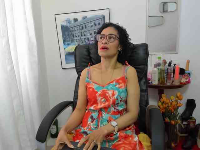 Aries-Mature webcam