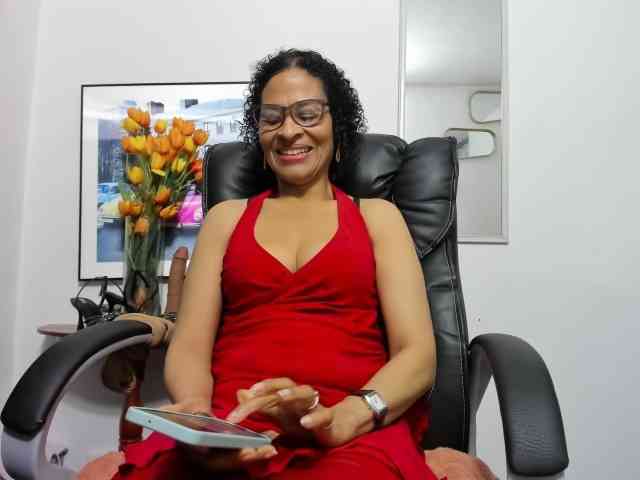 Aries-Mature webcam