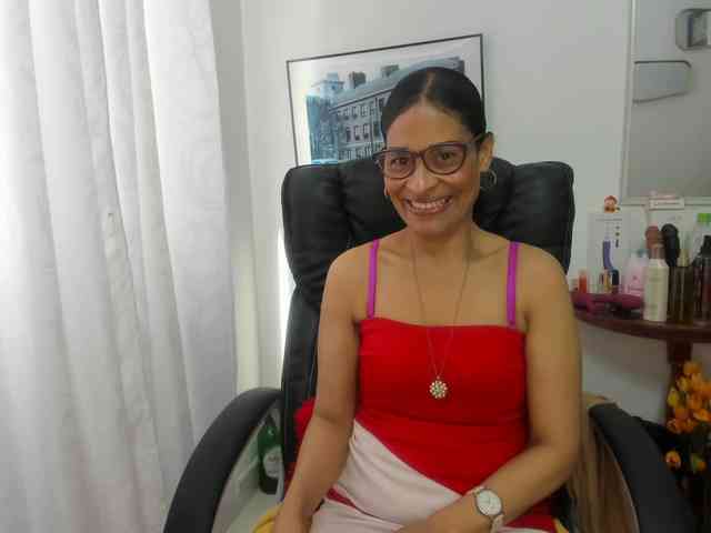 Aries-Mature webcam