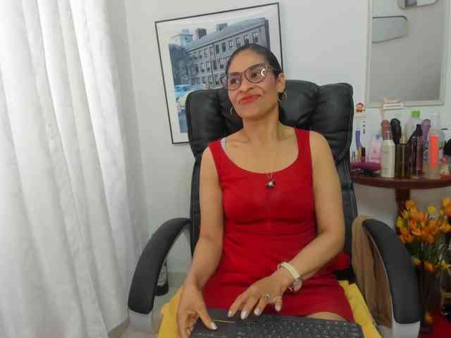 Aries-Mature webcam