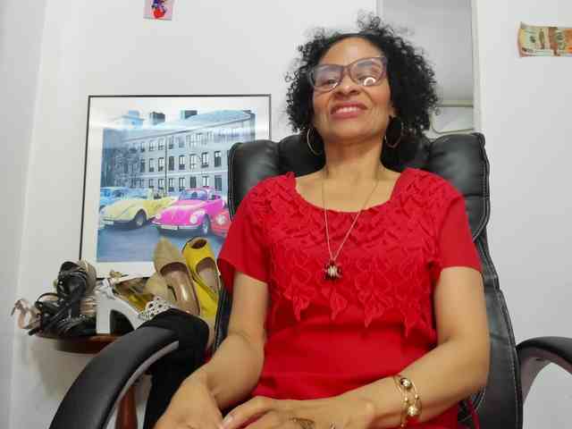 Aries-Mature Live Webcam on BongaCams