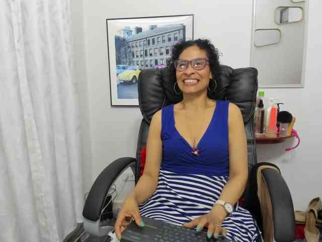 Aries-Mature webcam