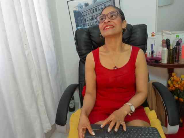 Aries-Mature webcam