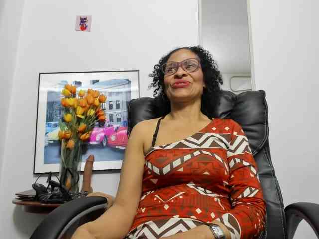 Aries-Mature webcam