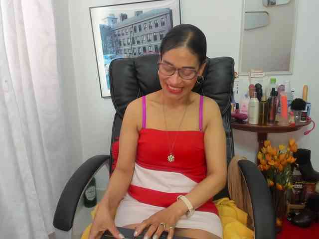 Aries-Mature webcam