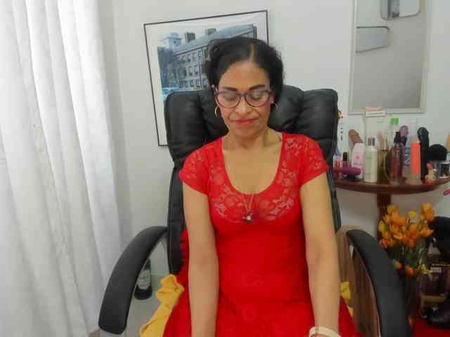 Aries-Mature webcam