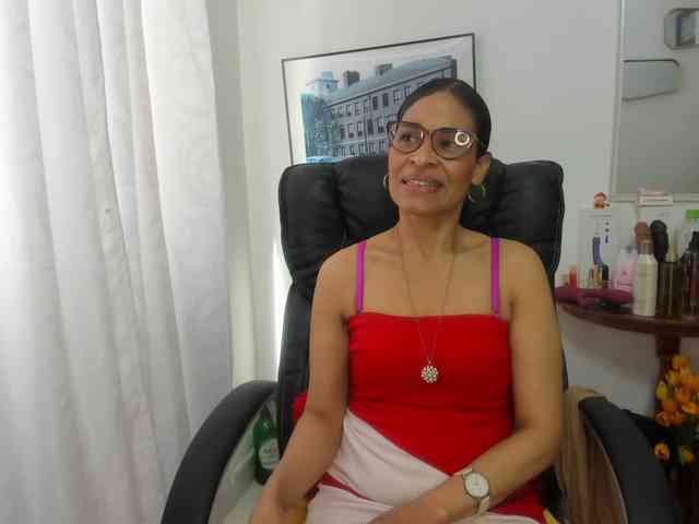 Aries-Mature webcam