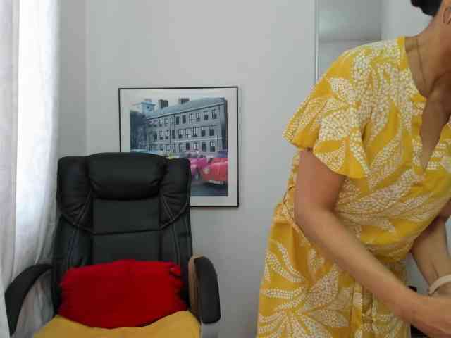 Aries-Mature webcam
