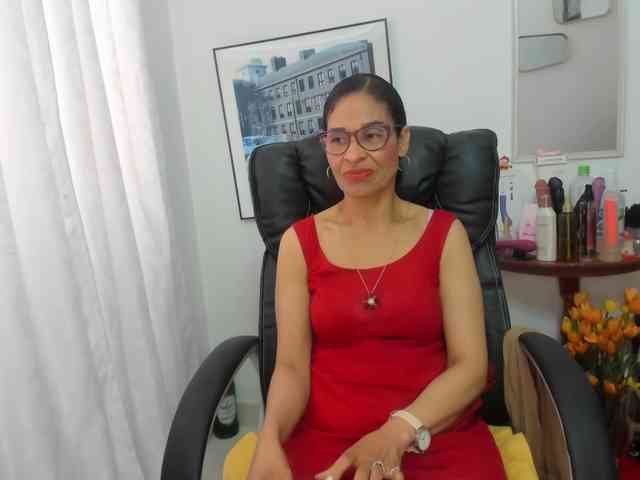 Aries-Mature webcam