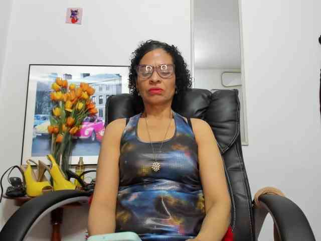 Aries-Mature Live Webcam on BongaCams