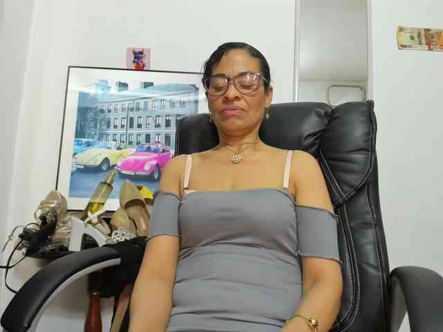 free adult web cam Aries-Mature