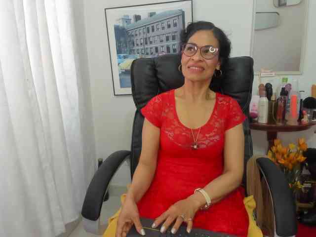 Aries-Mature webcam