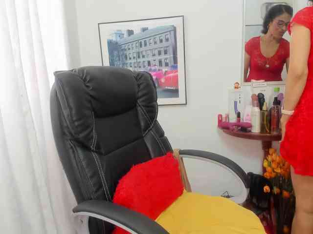 Aries-Mature webcam