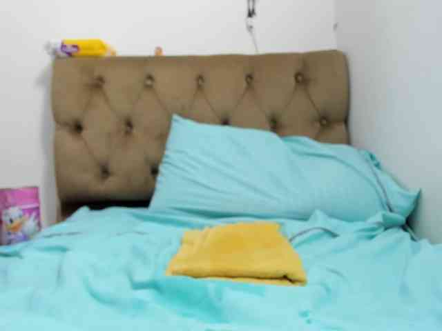 Aries-Mature webcam