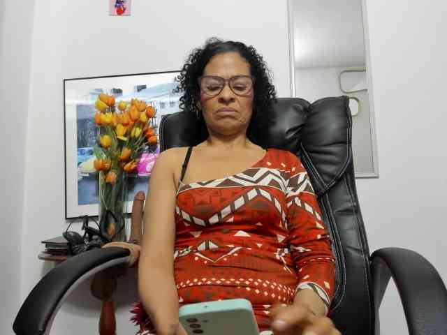 Aries-Mature webcam