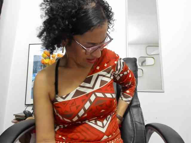 Aries-Mature webcam
