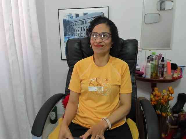 Aries-Mature webcam