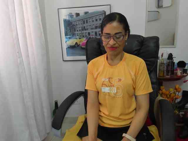 Aries-Mature webcam
