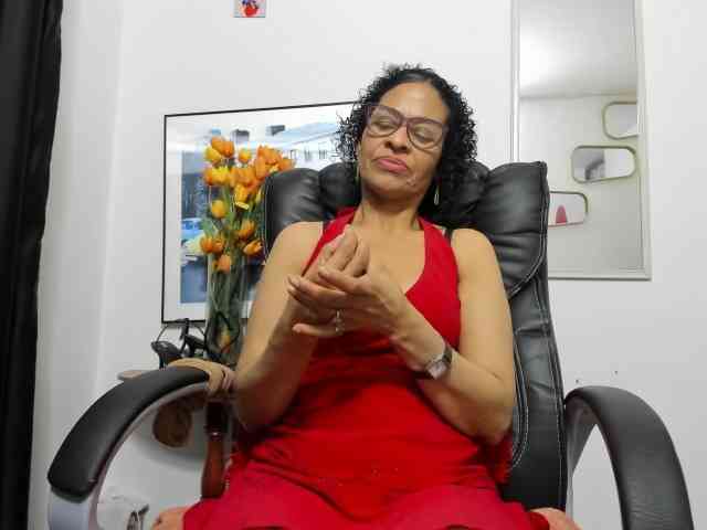 Aries-Mature webcam