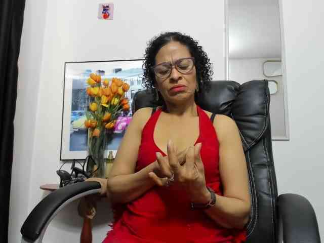 Aries-Mature webcam