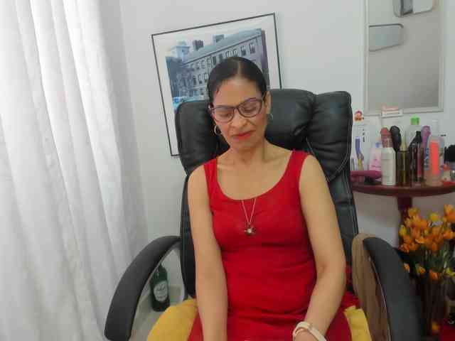 Aries-Mature webcam