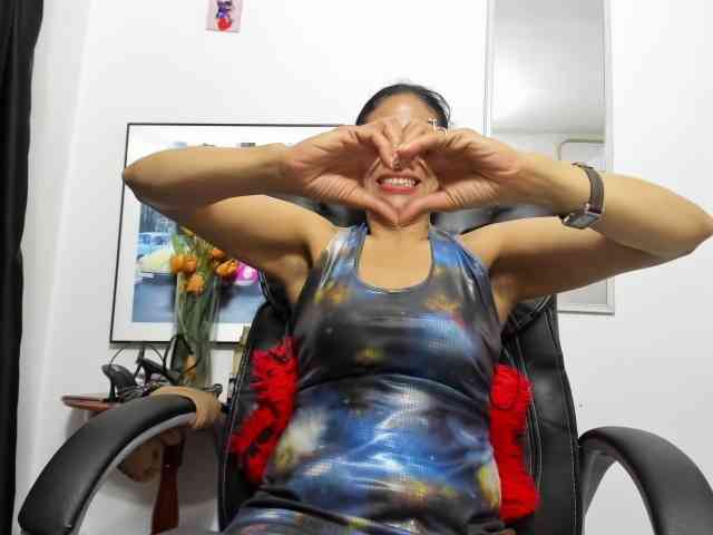Aries-Mature webcam