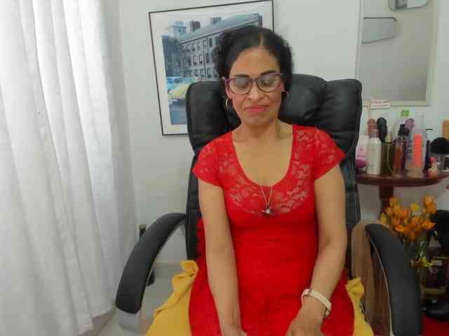 Aries-Mature webcam