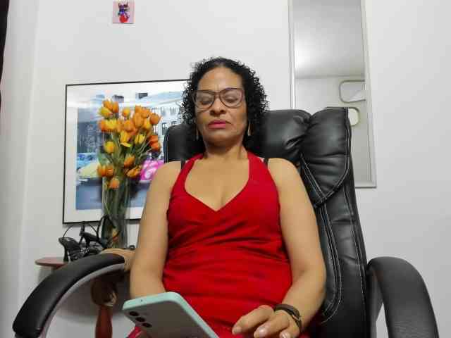 Aries-Mature webcam