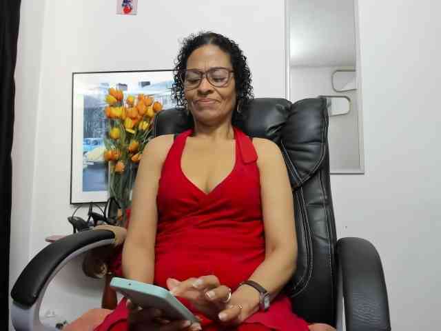 Aries-Mature webcam