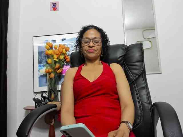 Aries-Mature webcam