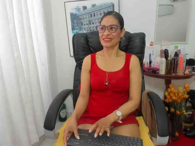 Aries-Mature webcam