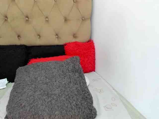 Aries-Mature webcam