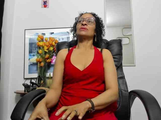 Aries-Mature webcam