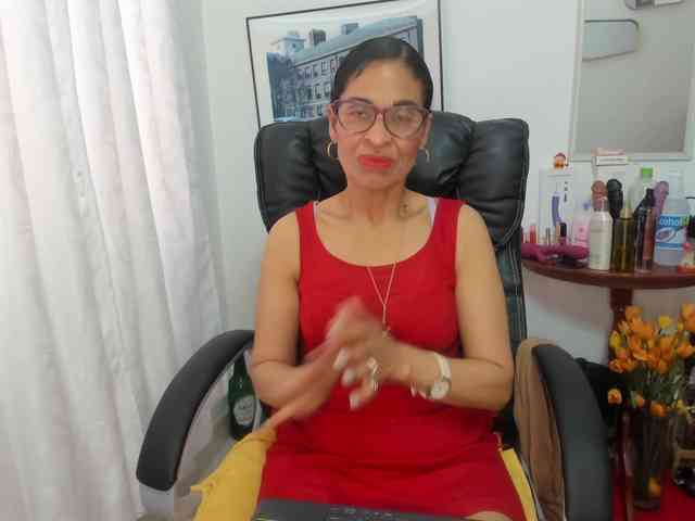 Aries-Mature webcam
